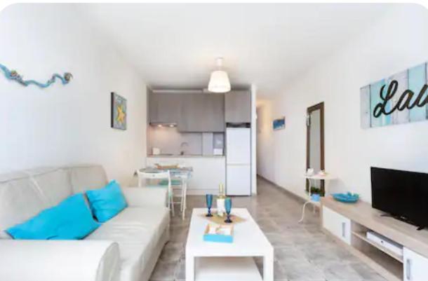 Pino'S Vivienda Vacacional Costa Del Silencio Exteriör bild