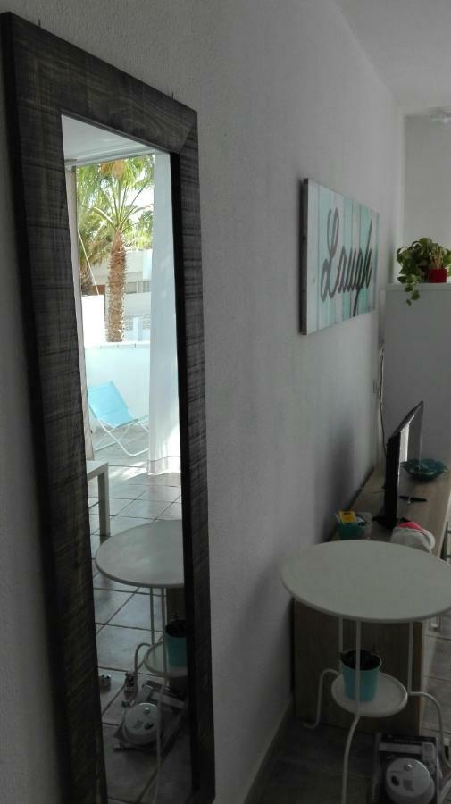Pino'S Vivienda Vacacional Costa Del Silencio Exteriör bild